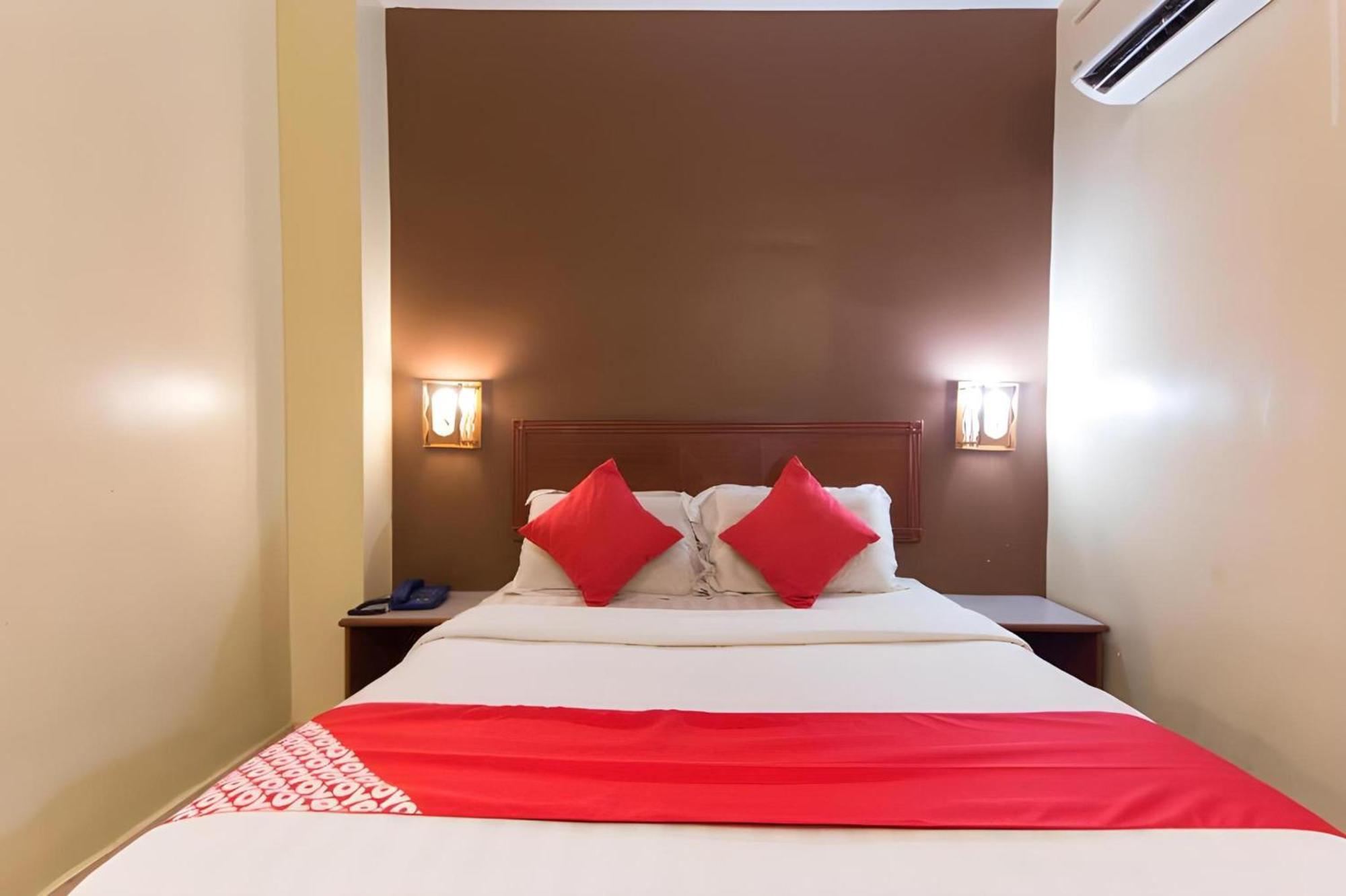 Super Oyo 447 Comfort Hotel Meru Klang Exterior photo