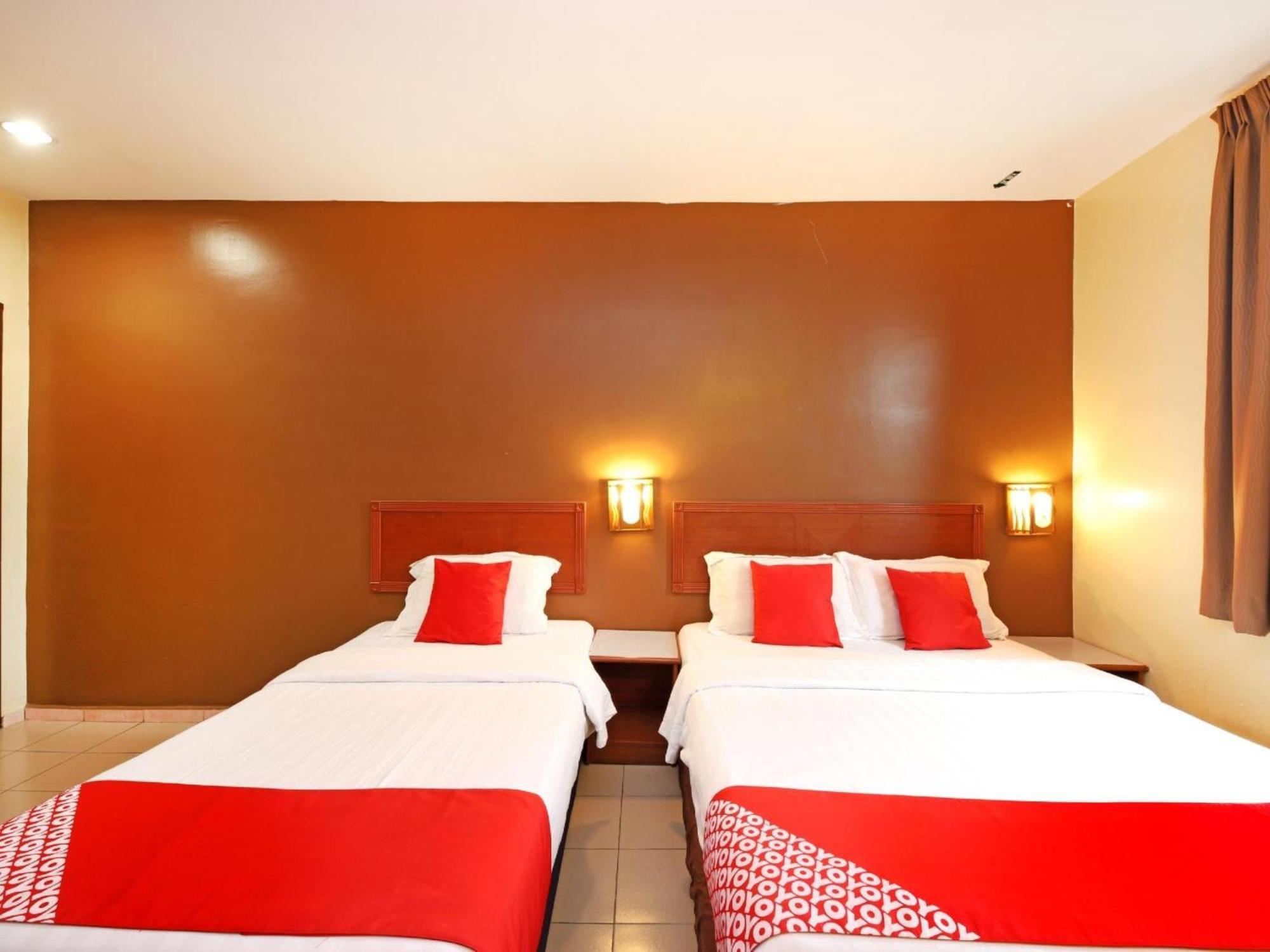 Super Oyo 447 Comfort Hotel Meru Klang Exterior photo